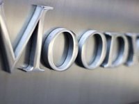 Moody's, Türkiyenin kredi notunu düşürdü