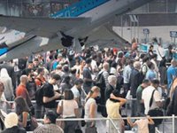 Geciken uçak için tazminat