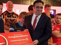 THY, İngilterede ragbiye ortak
