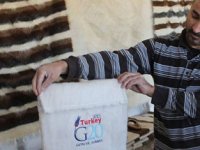 Obama, Putin ve Merkel'e battaniye