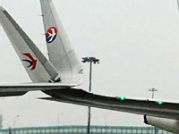 Uçak kanatları bıçak gibi kesti
