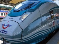 İkinci çok yüksek hızlı tren geldi