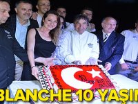 La Blanche 10 yaşında