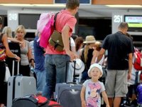 Rus turistler Türkiye'ye geliyor