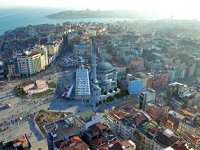 Taksim Camii için ilk kazma