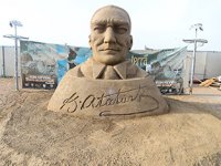 Antalyada kumdan harikalar