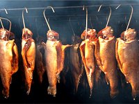 Ruslar tütsülenmiş balığı sevdi!