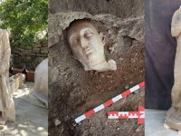 Side'de iki Roma heykeli bulundu