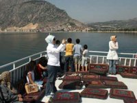 Eğirdir 'sakinliğiyle' turist çekecek