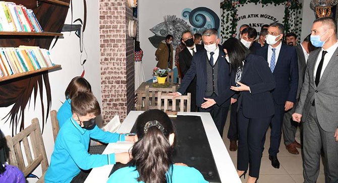  antalya valisi-ersin-yazici,“sifir-atik-muzesi-002.jpg