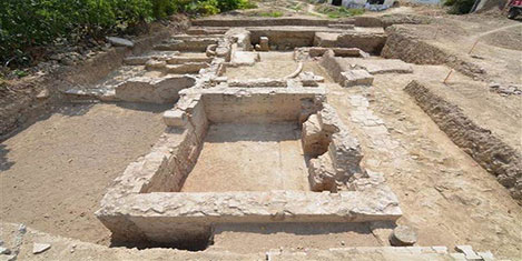 aigeai-antik-kenti.jpg aigeai-antik-kenti.jpg