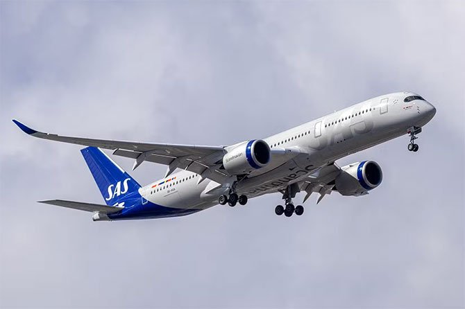 airbus-a35-003.jpg