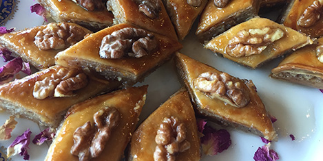 ajwa-otel-azeri-baklava.jpg ajwa-otel-azeri-baklava.jpg