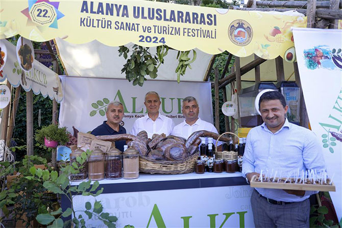 alanya-fistikli-limonata--002.jpg