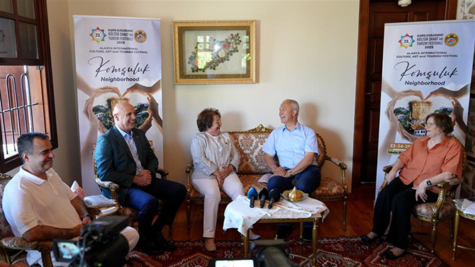 alanya-kultur-sanat-ve-turizm-festivali--003.jpg