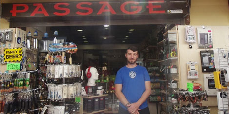 ali-paputsalakis2.jpg ali-paputsalakis2.jpg