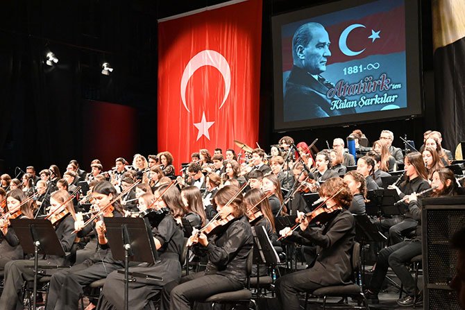 antalya-ataturk-kultur-merkezi.jpg