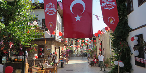 antalya-kaleici.jpg antalya-kaleici.jpg