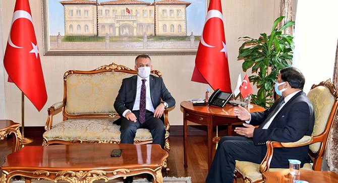 antalya-valisi-ersin-yazici,--004.jpg