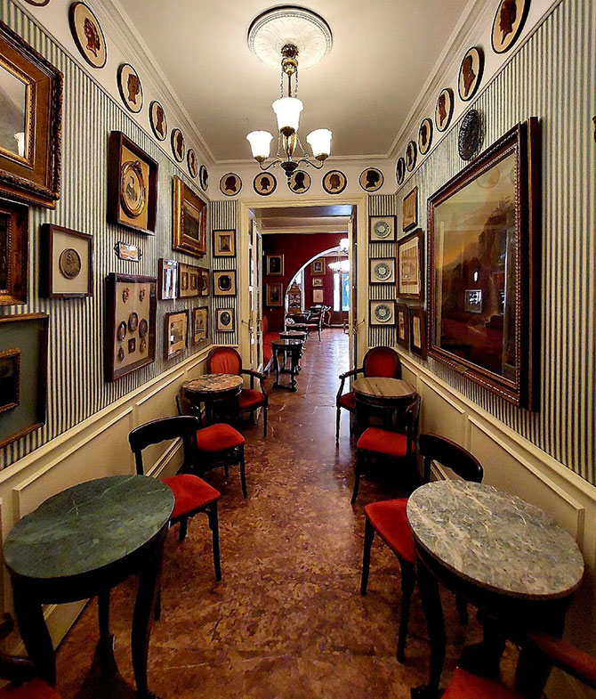antico-caffè-greco-008.jpg