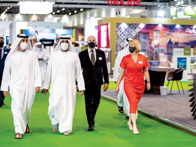 arabian-travel-market-me-fuar-direktoru-danielle-curtis--001.jpg