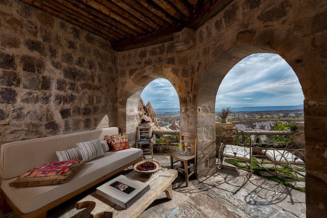 argos-in-cappadocia-ve-d-maris-bay,-001.jpg