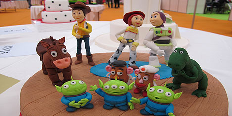 ascilar-uzayli.jpg ascilar-uzayli.jpg