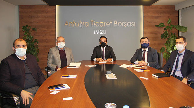 atb-yonetim-kurulu-baskani-ali-candir,-rusya-ticaret-mumessili-aydar-gasigullin-001.jpg