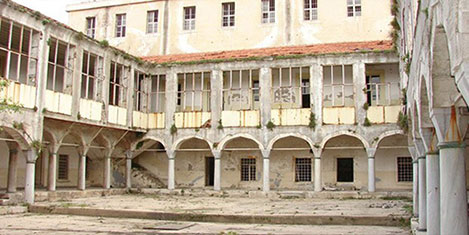 atik-valide-kulliyesi-3.jpg atik-valide-kulliyesi-3.jpg