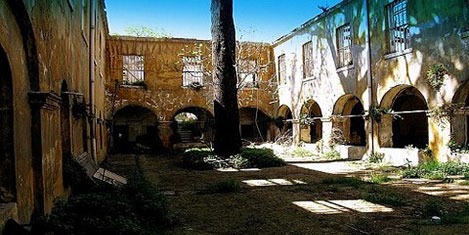 atik-valide-kulliyesi33.jpg atik-valide-kulliyesi33.jpg