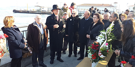 aziz-nesin-karanfil-1b.jpg aziz-nesin-karanfil-1b.jpg