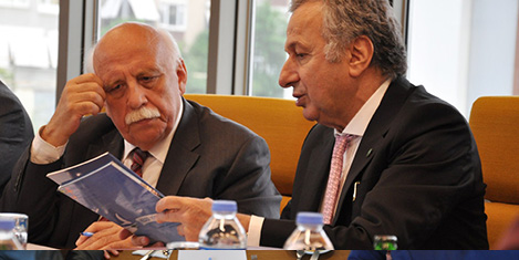 bakan-avci-tursab3.jpg bakan-avci-tursab3.jpg