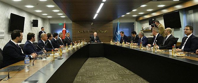 bakan-kurtulmus-tursab-yeni-yonetim-003.jpg