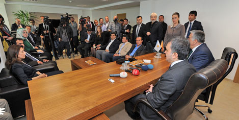bakan-omer-celik-izmir-2.jpg