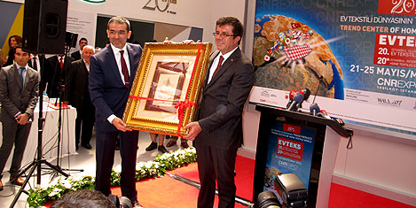 bakan-zeybekci-1c.jpg