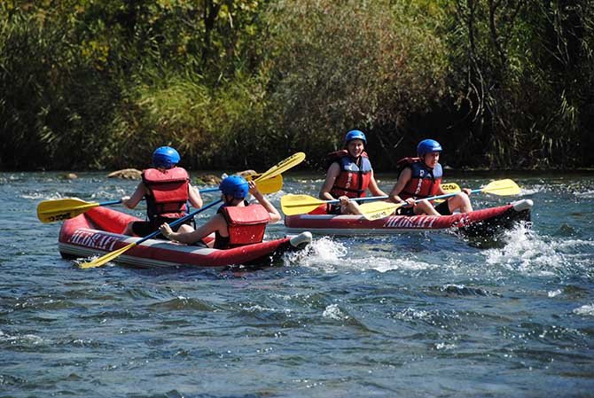 beskonak-koprulu-kanyonda-rafting--001.jpg