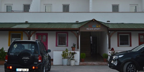 bitez99.jpg bitez99.jpg