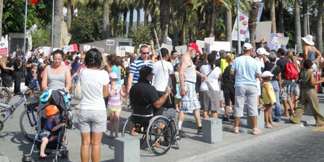 bodrum-hayvan-haklari-protesto-3.jpg bodrum-hayvan-haklari-protesto-3.jpg