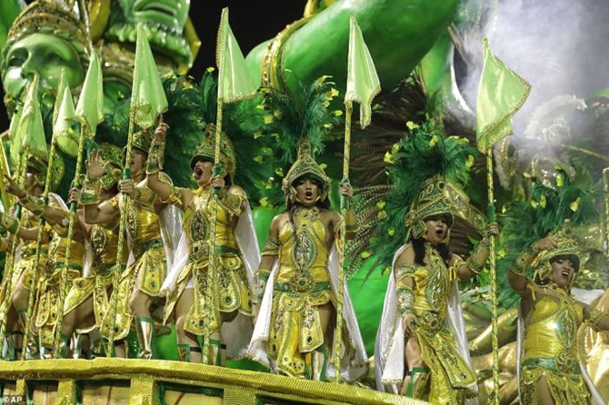 brezilya-samba-festivali--004.jpg