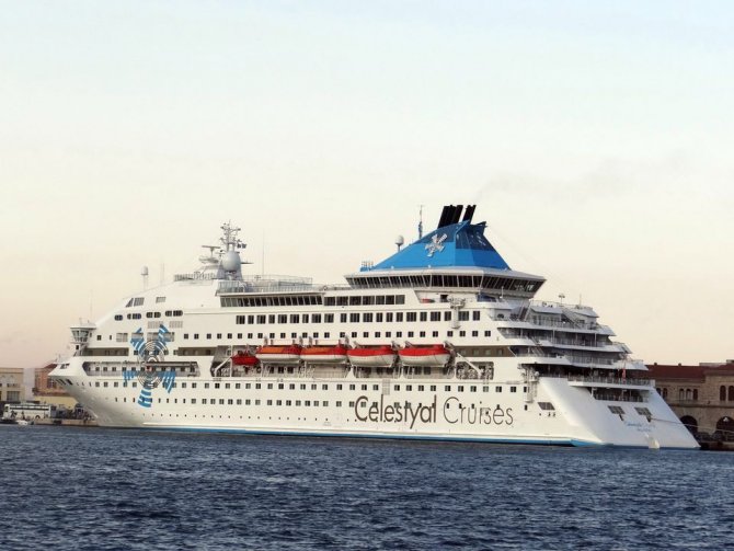 celestyal-cruises.JPG