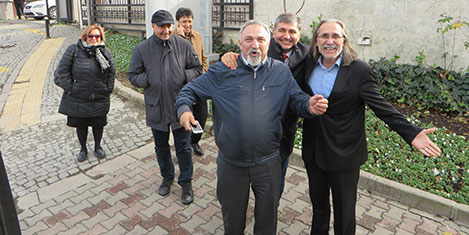 cemal8.jpg cemal8.jpg