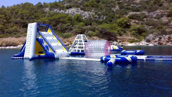 deniz-ortasinda-su-parki-003.jpg