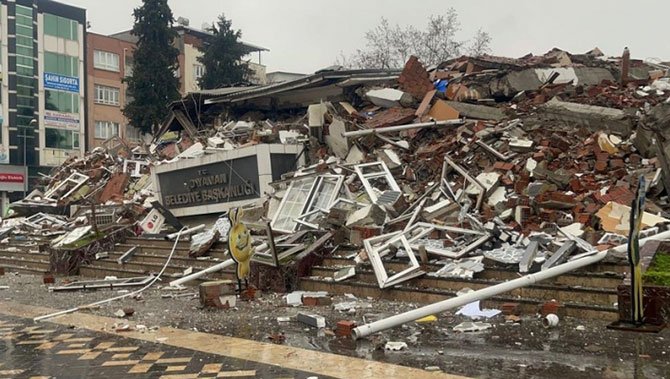 deprem-001.jpg