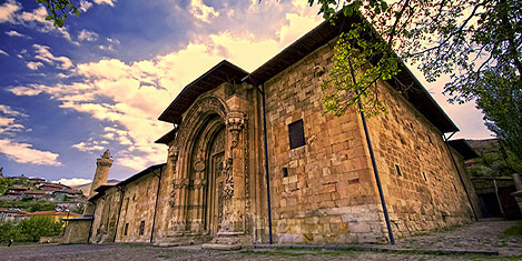 divrigi-ulu-cami-1a.jpg