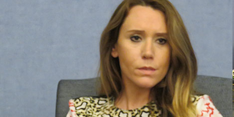 ece-tonbul.jpg ece-tonbul.jpg