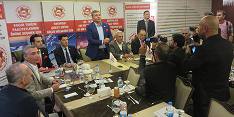 emin-batman3.20151112172818.jpg emin-batman3.20151112172818.jpg