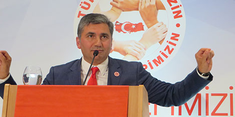 emin-levent11.jpg