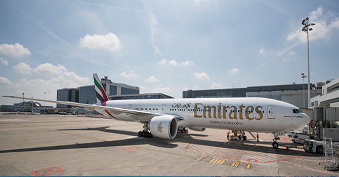 emirates-777.jpg