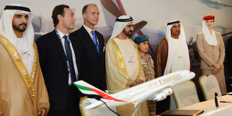 emirates-boeing1.jpg