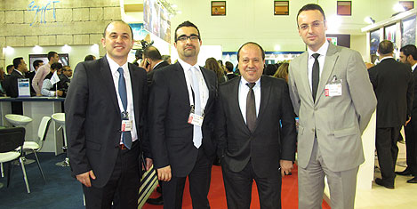 emit-13-ngunal.jpg emit-13-ngunal.jpg